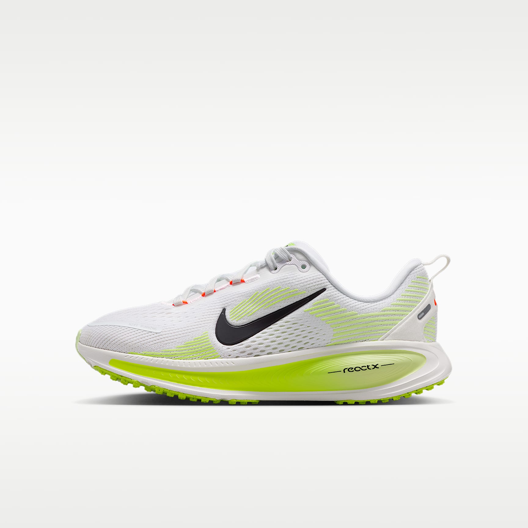 NIKE VOMERO 18 ホワイト ミント ランニングシューズ　24cm Nike Vomero 18 Big Kids' Road Running Shoes. Nike JP